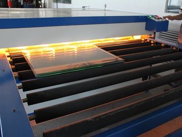 China El rodillo heated aislador de la máquina de cristal presiona el grueso de cristal de 12~50m m proveedor