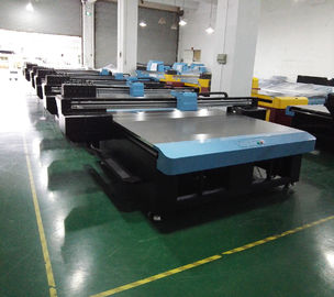 China CMYK + altura máxima directa ULTRAVIOLETA plana de la impresión de los equipos de impresión del chorro de tinta de la impresión de W el 100MM proveedor
