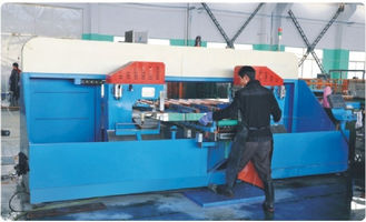 China Perforadora de cristal automatizada de los muebles, aduana de la perforadora del CNC proveedor