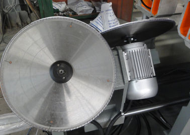 China el uPVC/parteluz de la ventana del PVC/del vinilo consideró la máquina de la ventana de UPVC proveedor