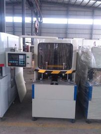 China Máquina de la ventana del equipo UPVC de la limpieza de ventana de la ventana del vinilo y de la maquinaria de la puerta, máquina de la limpieza de la esquina del CNC proveedor