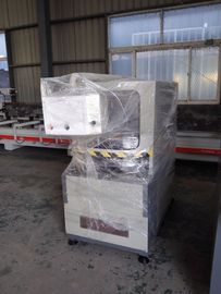 Porcelana Altas máquinas eficientes de la fabricación del plástico UPVC, limpiador de la esquina del CNC proveedor