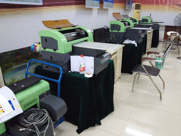 China A4 impresora plana ULTRAVIOLETA de escritorio multicolora YMCKW tamaño de impresión de 170 x de 297m m proveedor