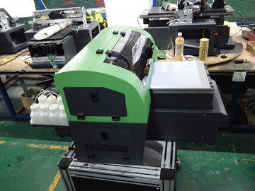 China Impresora plana ULTRAVIOLETA de alta velocidad del profesional A4 de Digitaces para el tablero de madera/los materiales flexibles proveedor