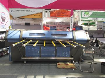 China 2,5 Rollo del metro para rodar la impresora ULTRAVIOLETA para el tablero del metal, impresoras anchas de la foto del formato de Faltbed proveedor