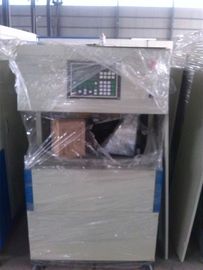 Máquina de la ventana del PVC, triunfo del PVC - máquina de la esquina con el CNC, limpiador de la esquina del CNC, máquina de la limpieza de la puerta de la limpieza de la esquina del CNC proveedor