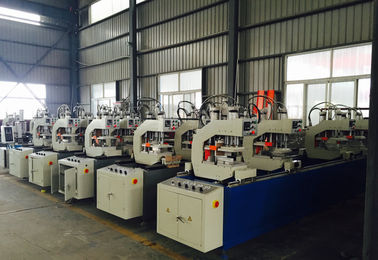 La sola soldadora principal del CNC, fabricación de UPVC trabaja a máquina 260L/Min proveedor